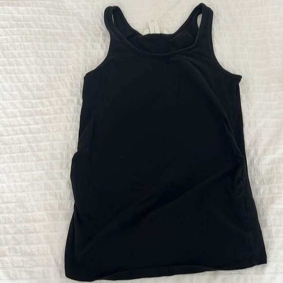 H&M and Old Navy Maternity Tank Tops (6) - Picture 3 of 14